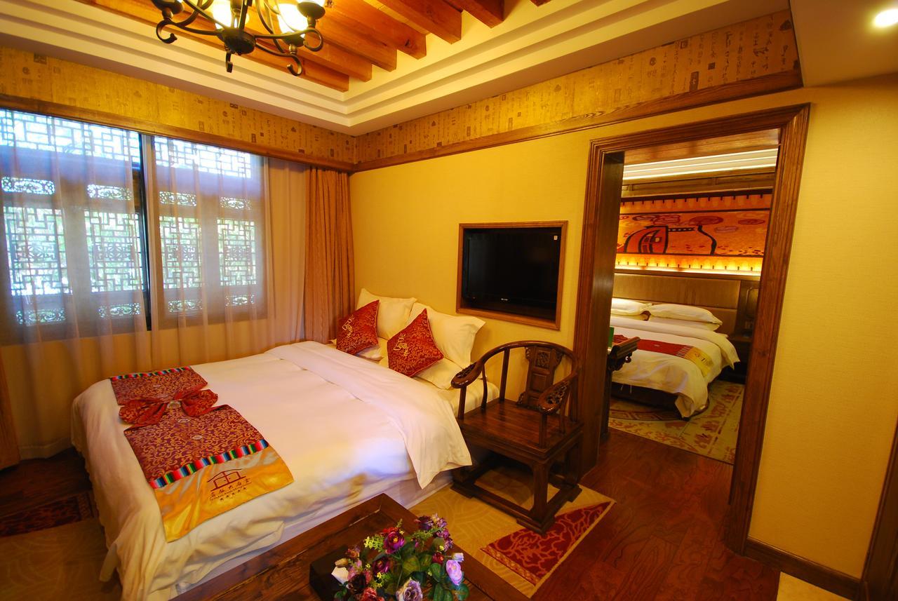 Lijiang Jinfu Hotel Экстерьер фото