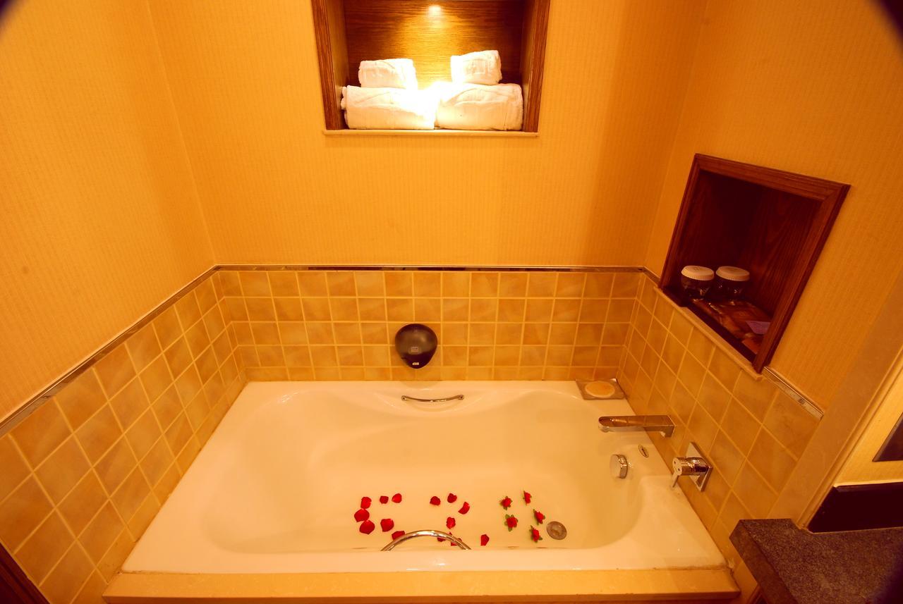 Lijiang Jinfu Hotel Экстерьер фото